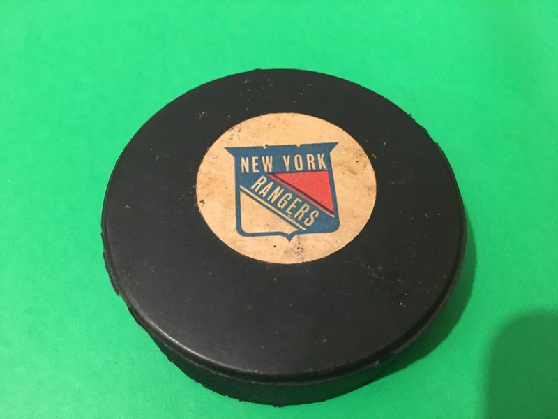 NEW YORK RANGERS 1970'S  NHL Hockey Vintage Official Puck by Viceroy Canada