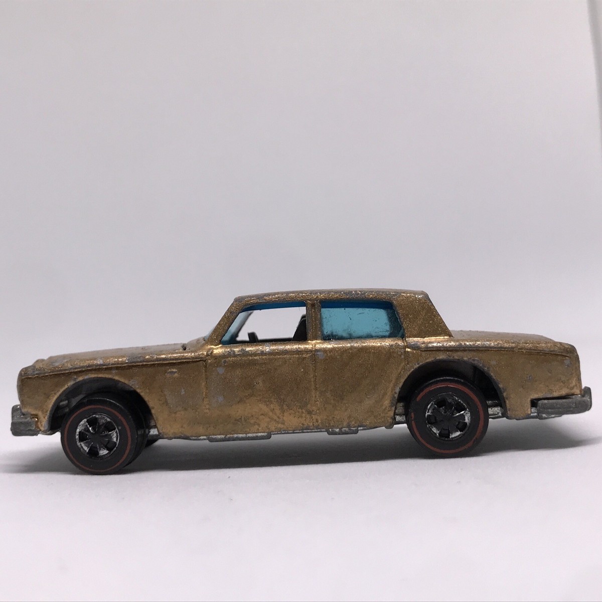 Hot Wheels Redline Rolls-Royce Silver Shadow 1969 Repainted Gold