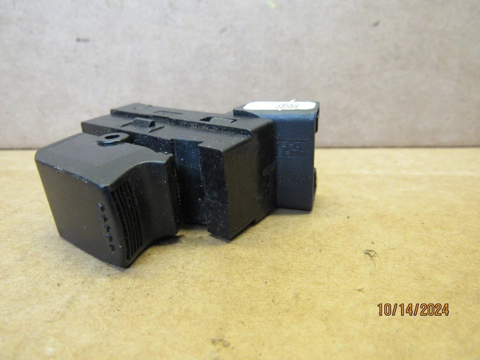 Interruptor de ventana eléctrica trasero izquierdo Suzuki Swift 2005 2006 2007 208 2009 2010 OEM Foto 4 de 4