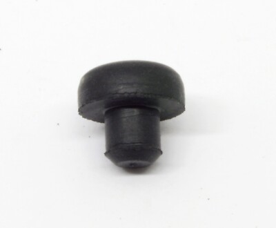 Push-in Bumper, Diameter 1/2'', Bumper Height 7/32'', Fits Panel Hole Diam 1/4''