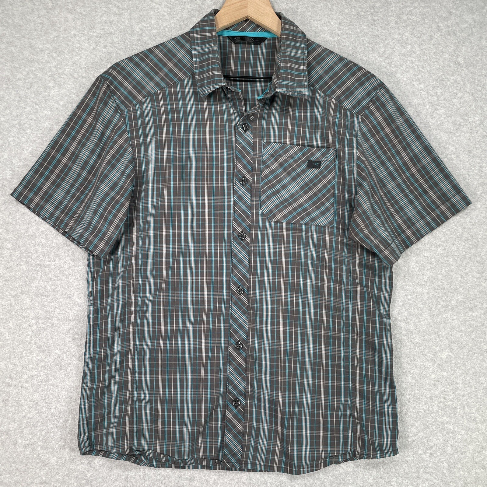 ARC'TERYX Camicia Arcteryx da uomo grigia S leggera manica corta esterna con tasca abbottonata