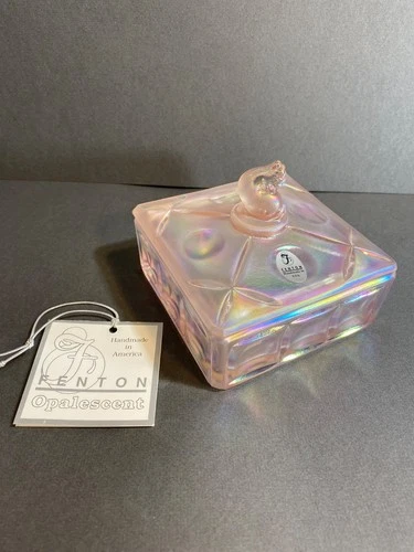 Fenton Champagne Opalescent Iridescent Glass Covered Box Koa Fish Finial 9080 PQ
