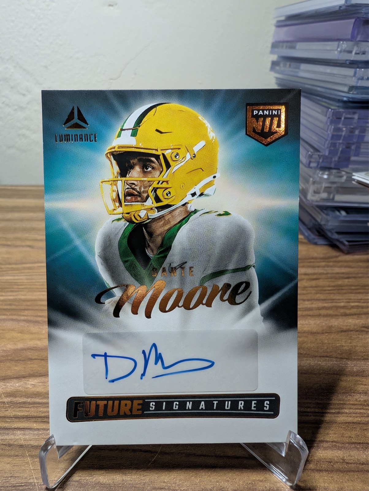 2025 Panini Luminance Dante Moore NIL Future Signatures Auto #NIL-DME