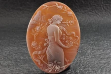 Vintage shell cameo carved "Woman holding a rose" ( 64mm (2.51in) 44.0ct ) box.