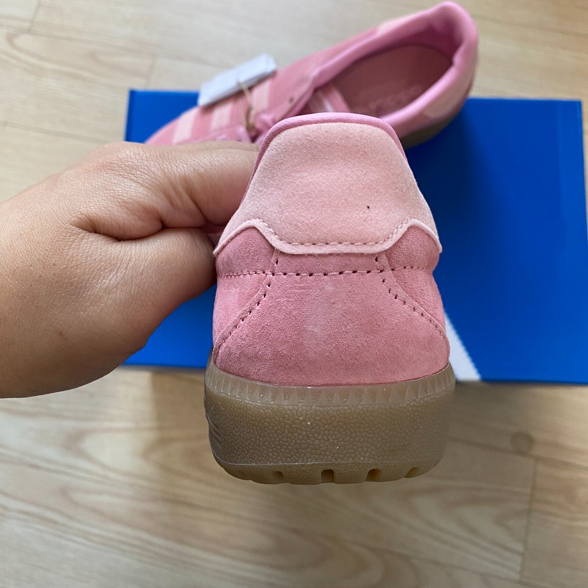 adidas Bermuda Mens Womens Sneakers Glow Pink Gum ✓Multiple