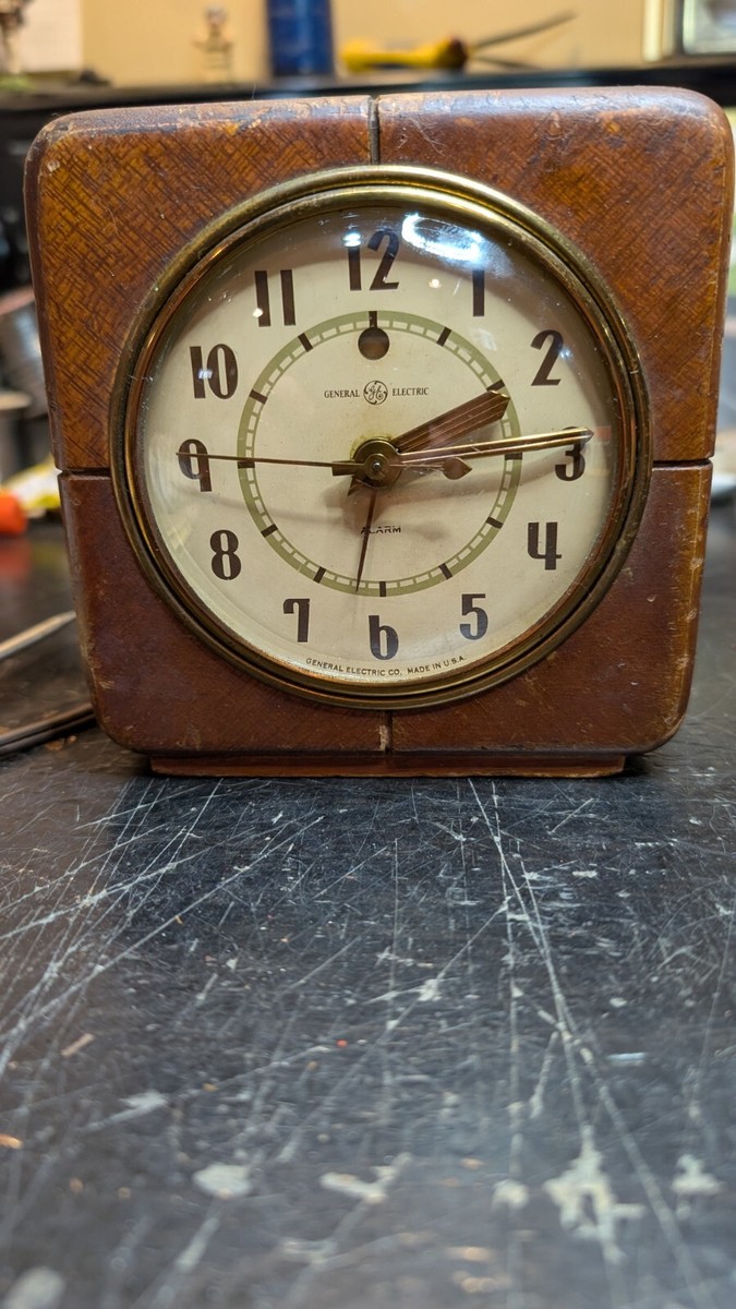 GE Electric 1940's Alarm Clock - Wood Case - Model 7H140 USA | eBay