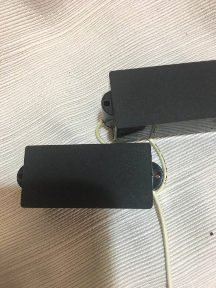 Nuevo bajo de precisión Split Coil Pickup 4 Fender 4 cuerdas, se adapta a otros Foto 2 de 3