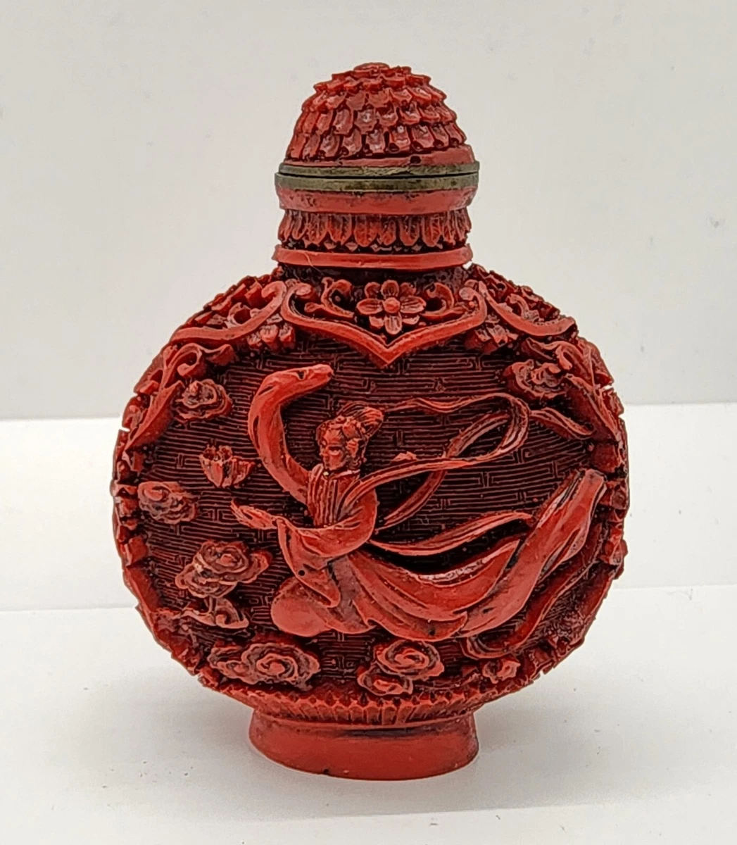 红色树脂主要古董中国鼻烟壶| eBay