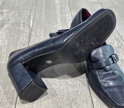 Vintage NINE WEST y2k Navy Leather Square Toe Block Heel