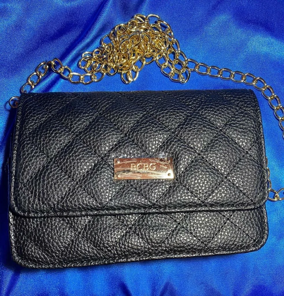 bcbg purse - Depop