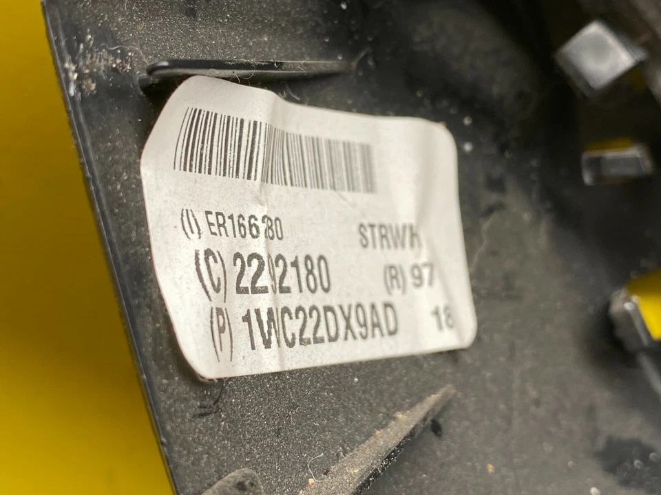 Dodge Grand Caravan 2014 volante del conductor OEM 1WC22DX9AD Foto 4 de 4