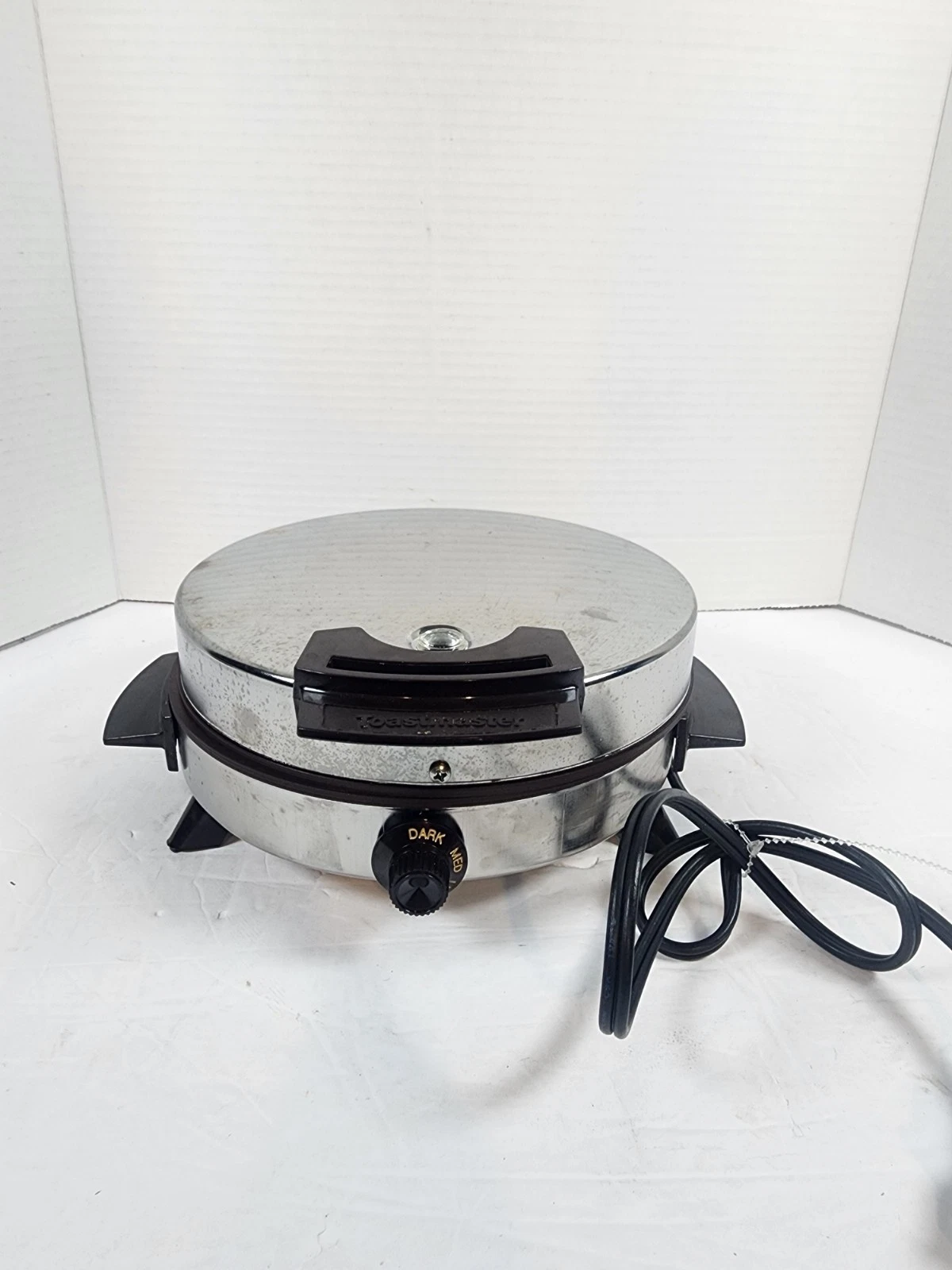 Vintage Toastmaster W252 Chrome Waffle Maker Mid Century Tested