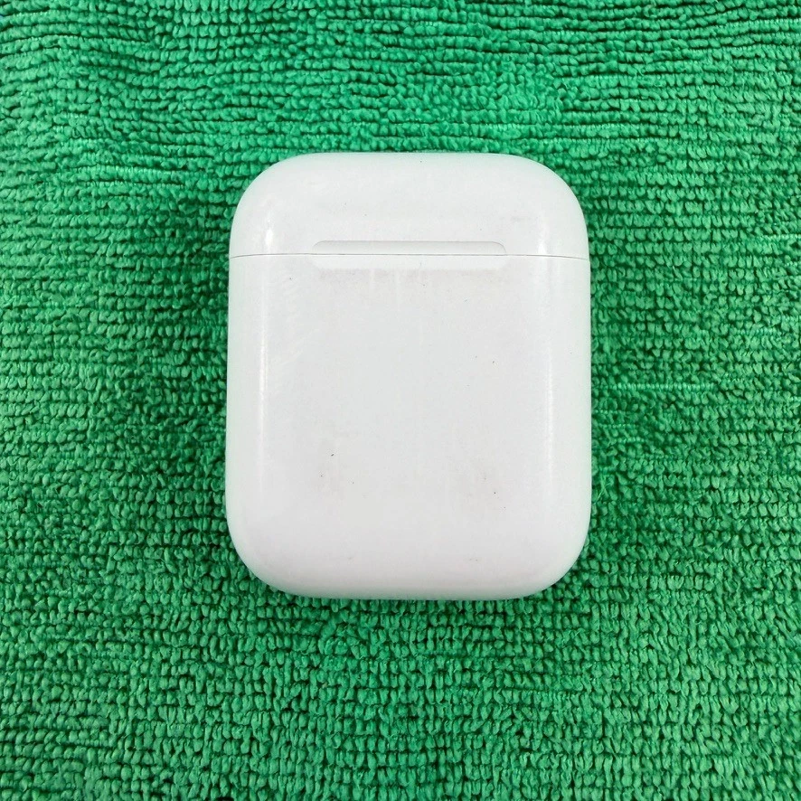 Apple AirPods 1st Generation Earbud (In Ear) Cell Phone Headsets