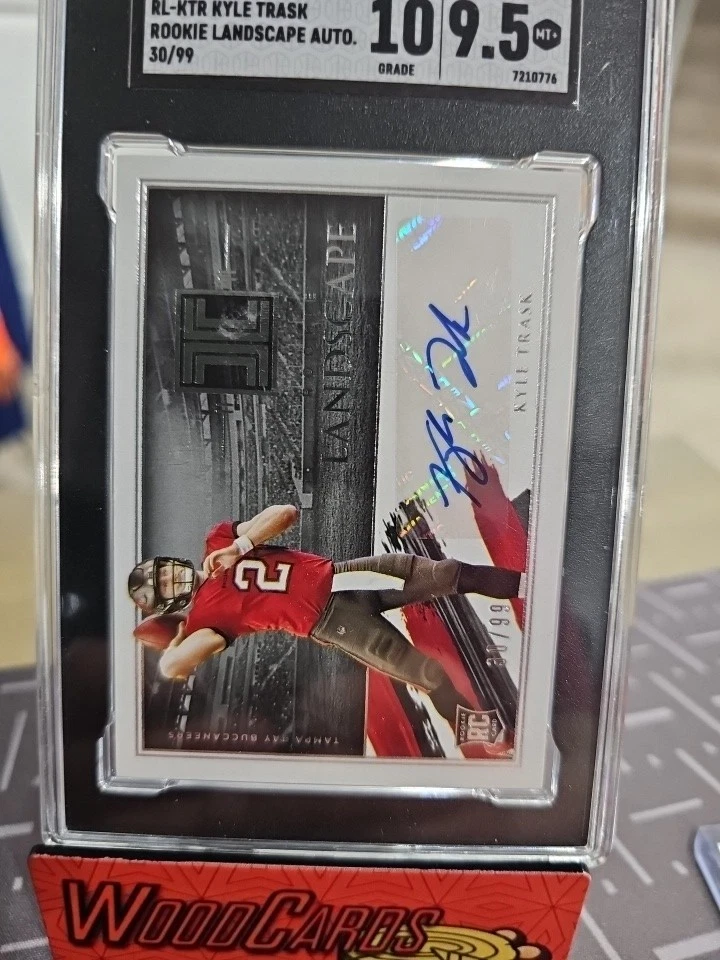 Kyle Trask Panini Impeccable Rookie Landscape Autographs #RLKTR Base