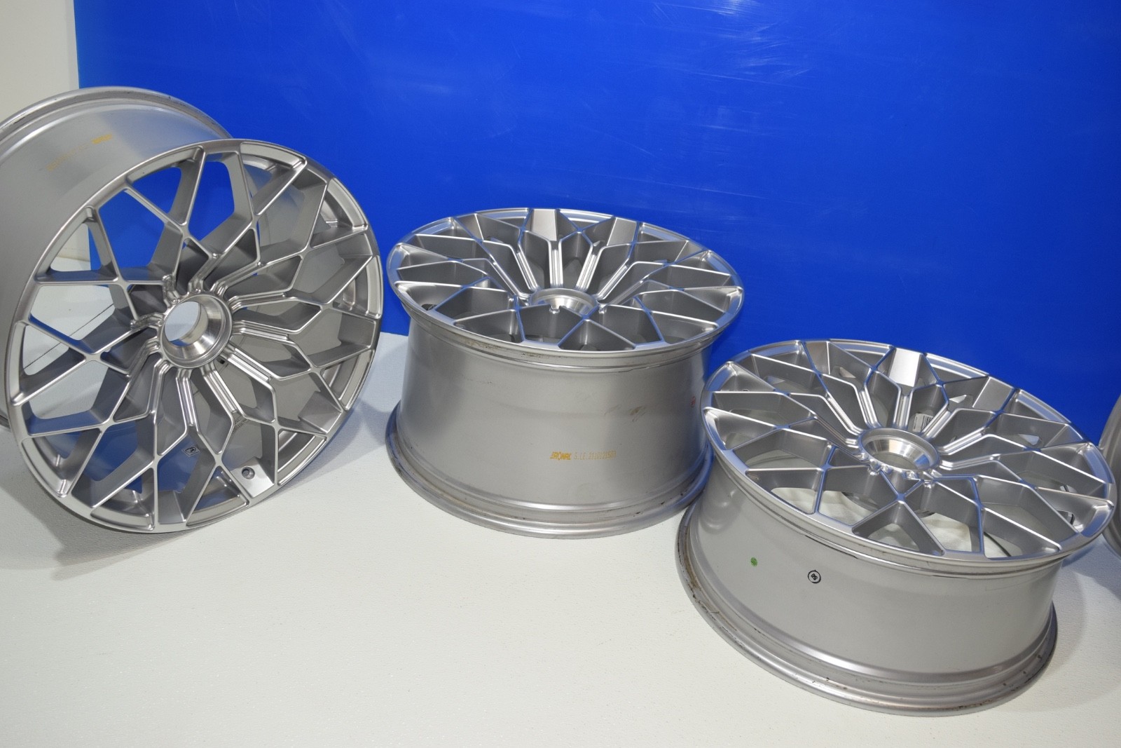 Lamborghini Huracan STO Wheels 4 pcs Silver P/N 4T3601017
