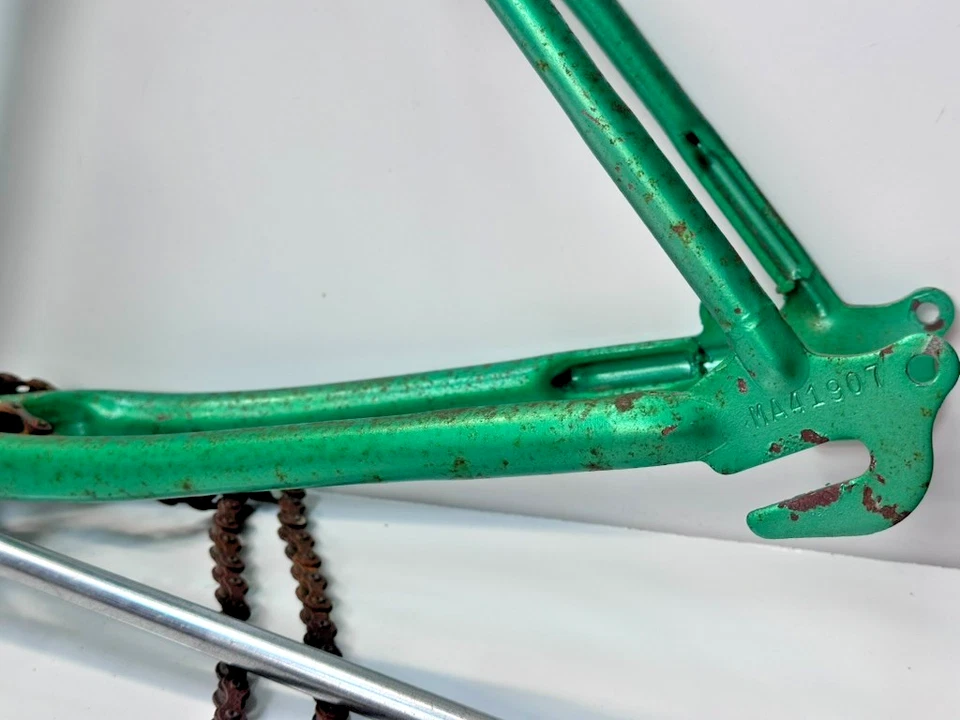 Cuadro y horquillas Schwinn Stingray 1965 pintura extravagante cal MA 3 velocidades Foto 2 de 4