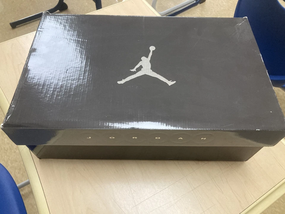 JORDAN SIXTY PLUS 364806 062 negro/rojo universitario-azul francés HOMBRE Talla 12 RARO Foto 2 de 4