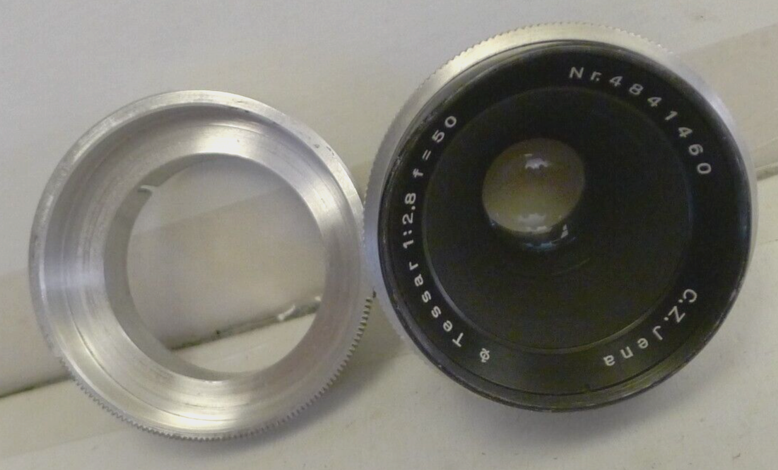 Carl Zeiss Jena Tessar 1:2.8 f-50 lens - Missing Mount Part