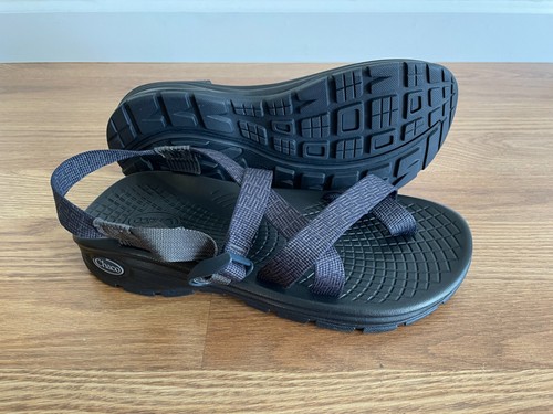 Chaco Zvolv (Z/Volv) 2 - Brand New in Box - MISMATCHED Sizes - L 9 / R 10