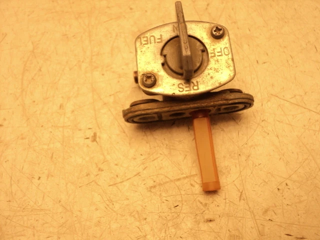 Yamaha RT100 RT 100 #5125 Gas / Fuel Tank Petcock - Image 2 of 4