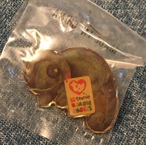 Iggy the Iguana~McDonald's Ty Teenie Beanie Babies Crew Lapel Pin~1999 Vintage - Picture 2 of 3