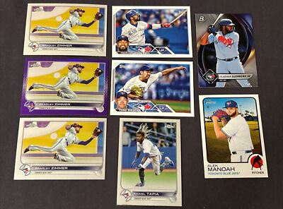 Toronto Blue Jays-  2022 Topps Team Lot (9) Cards