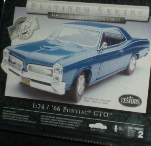 TESTOR'S 1966 PONTIAC GTO HARDTOP ASSEMBLY KIT 1/24 SKILL 2 BLUE - Picture 2 of 9