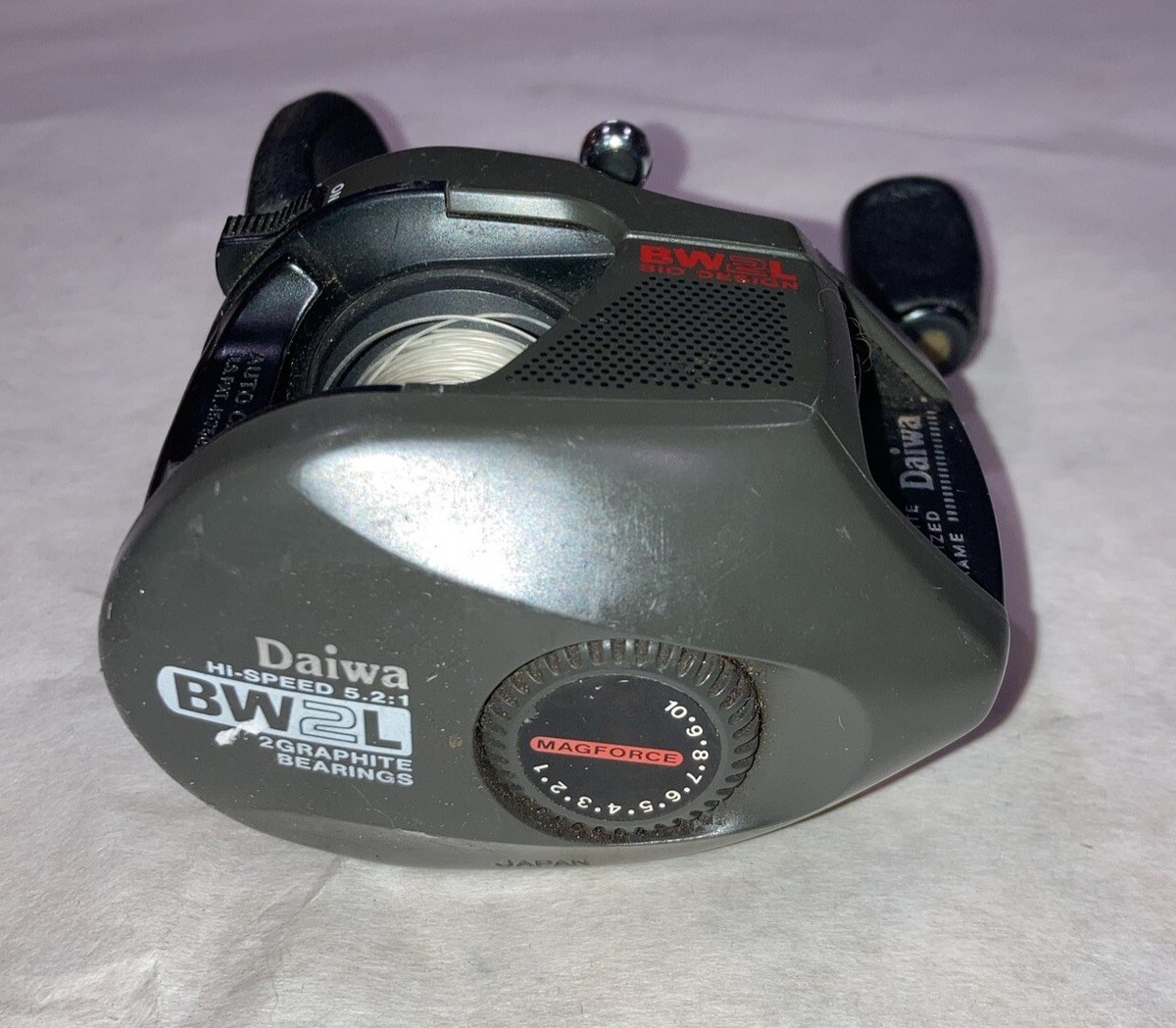 Vintage Daiwa BW2L Hi-Speed 5.2:1 Baitcasting Fishing Reel Vintage Daiwa BW2L Hi-Speed 5.2:1 Baitcasting Fishing Reel