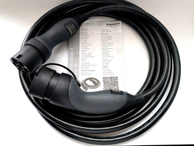 Mercedes Benz EV charging cable Type 2 model EQB EQA for city station