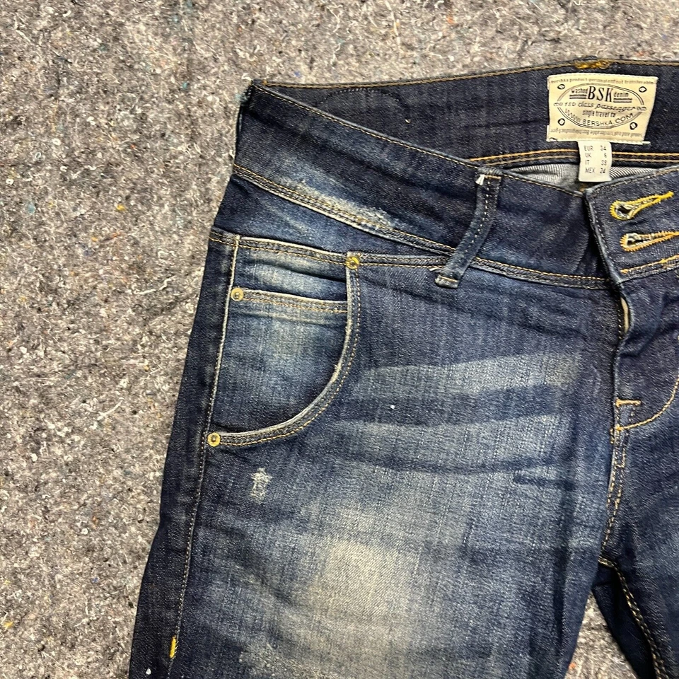 Pantalones Cortos Jean Bershka Hombres 34 Azul Denim Bolsillo Botón Cremallera Envejecido Foto 3 de 4