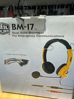Heil Sound BM-17 iC Headset with Heil HS-2 PTT Hand Switch Combo