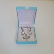 Gorgeous Collectable 925 Silver Jewellery Gift Box Set - Necklace And Earrings