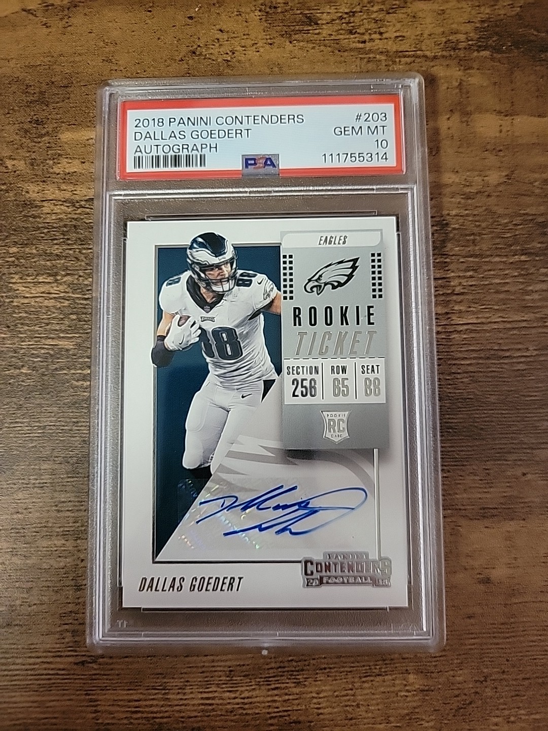 Dallas Goedert Panini Contenders #203 Autograph