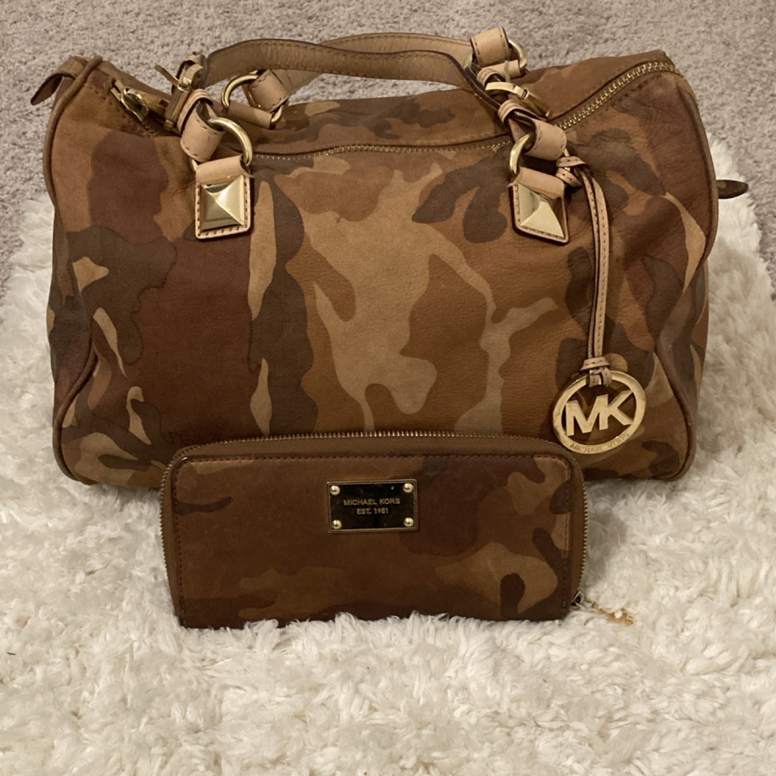 Michael Kors Satchel Wallet Set Camouflage Pattern Gold-Tone
