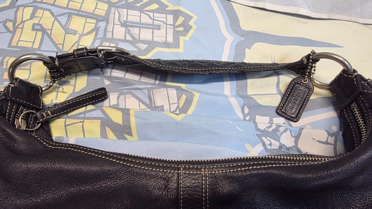 Coach Soho Hobo Purse Black Leather White Stitching Half Moon Y2K