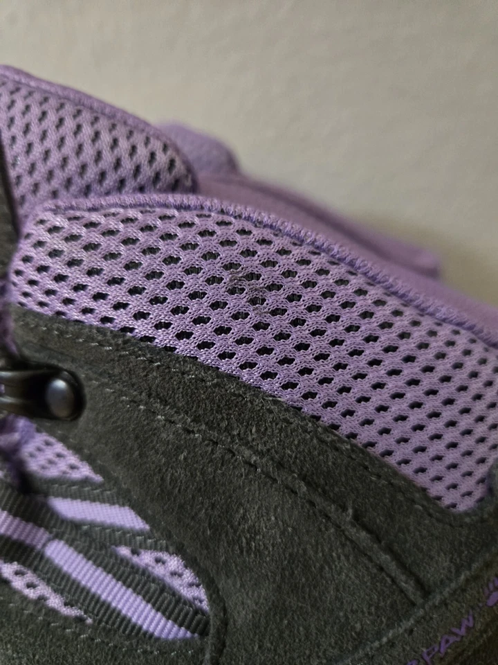 Bearpaw Tallac Women's Size 9.5 Waterproof Hiker Boot Purple and Gray - Image 4 of 4