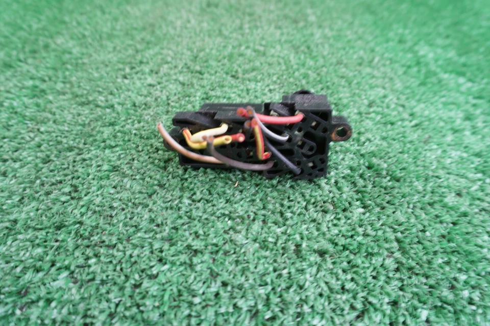 Ford E-350 2003 Club Wagon conductor lado izquierdo interruptor de ventana OEM Foto 2 de 3