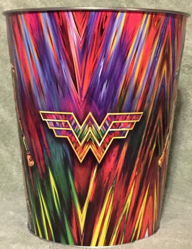 Wonder Woman 84 Movie, Movie Theater Collector Cups & Tin SETS - WW84 - 2020 - Picture 33 of 37