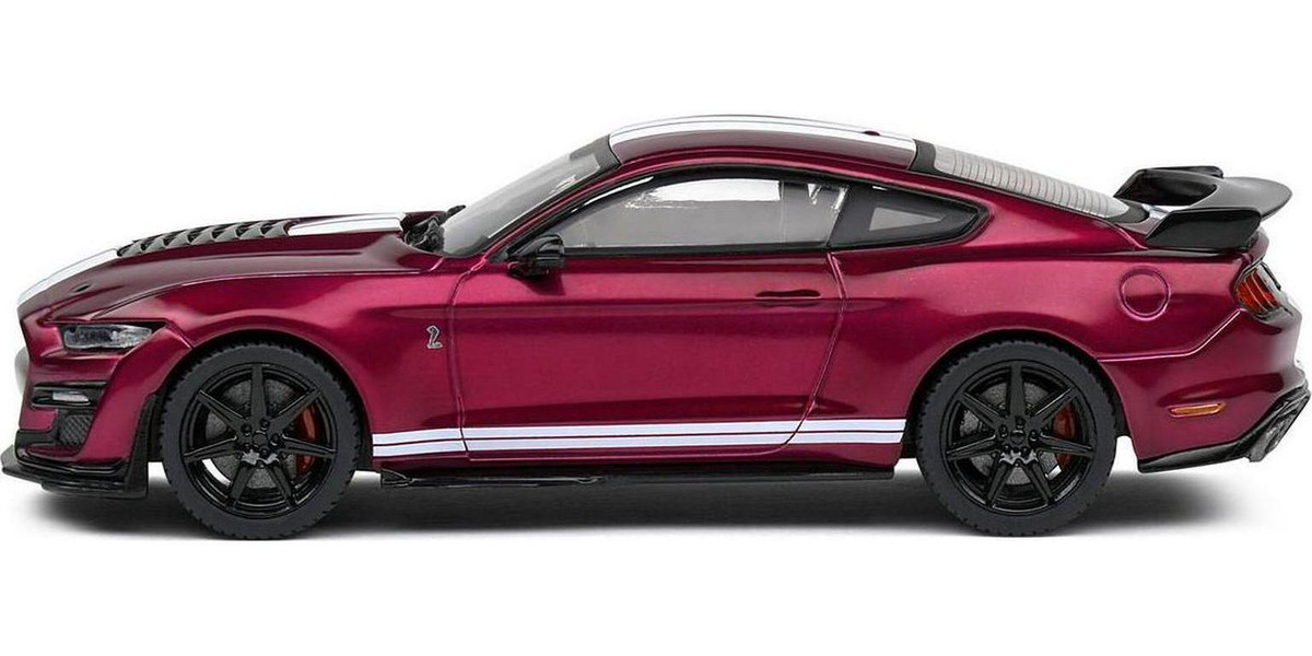 Shelby Mustang GT500 Fast Track Candy Purple with White