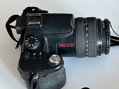 Panasonic LUMIX DMC-FZ30 8MP Digital Camera - No Charger - No Accessories - Picture 9 of 12
