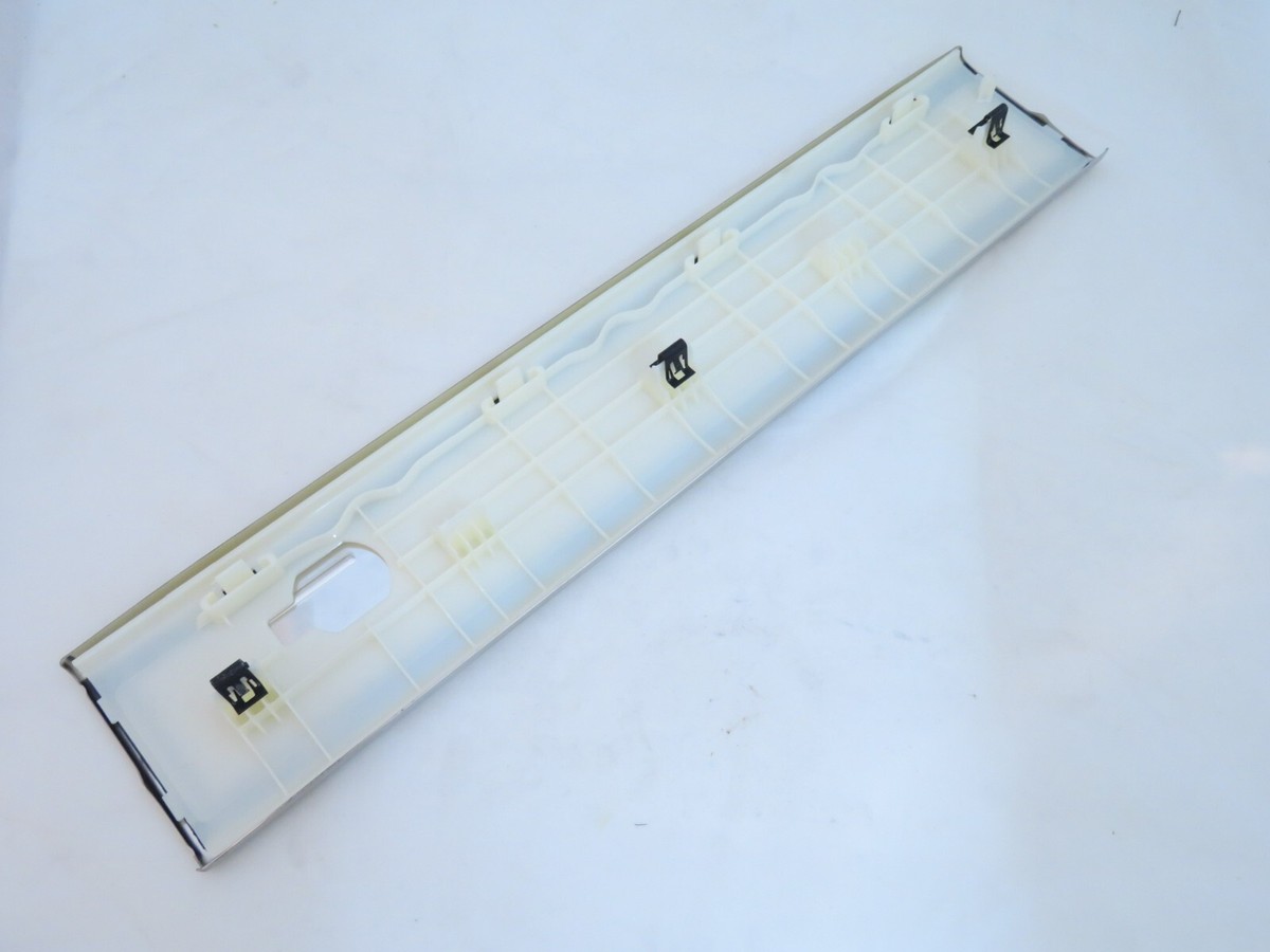 Genuine Jaguar XJ Sill Tread Plate Illuminated Front C2D30454 for