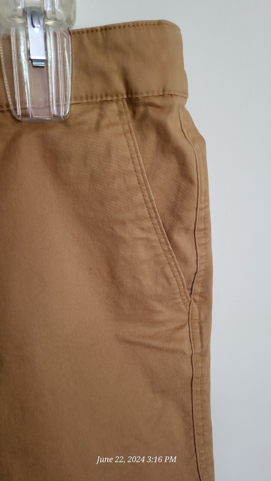 Excellent! Amazon Essentials Flat Front Chino Sho… - image 7