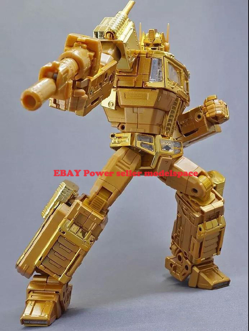 TAKARA TOMY MP10G Transformation Toy Gold Optimus Prime Action