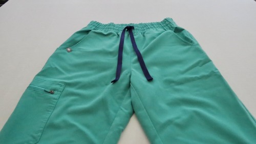 FIGS Women's Scrub Set SURGICAL GREEN (1917) X Small ZAMORA Jogger & CASMA Top - 第 7/10 張圖片