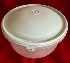  Tupperware Lettuce Crisper Keeper Vintage Dome Lid No Spike 1424-6