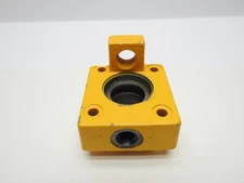 G106810 for Case 580SM 585G 580M 570LXT 580L 586G 588G Steering Cylinder End Cap