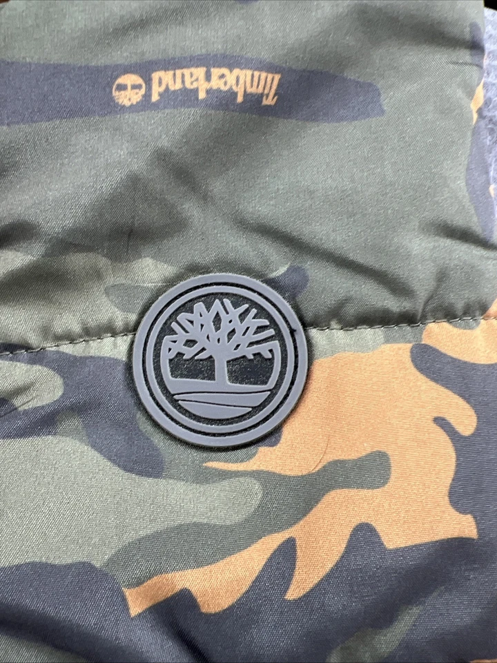 Chaleco Timberland Juvenil Talla 2T Estampado Camuflaje Puffer Cremallera Completa Sin Mangas Foto 3 de 4