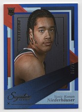 Serie Signature Panini 2025-26 Yanic Konan Niederhsuer #5 perfiles azules RC/25