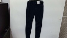 HUE Original Denim Leggings Size Medium Pull On Midnight Rinse Casual
