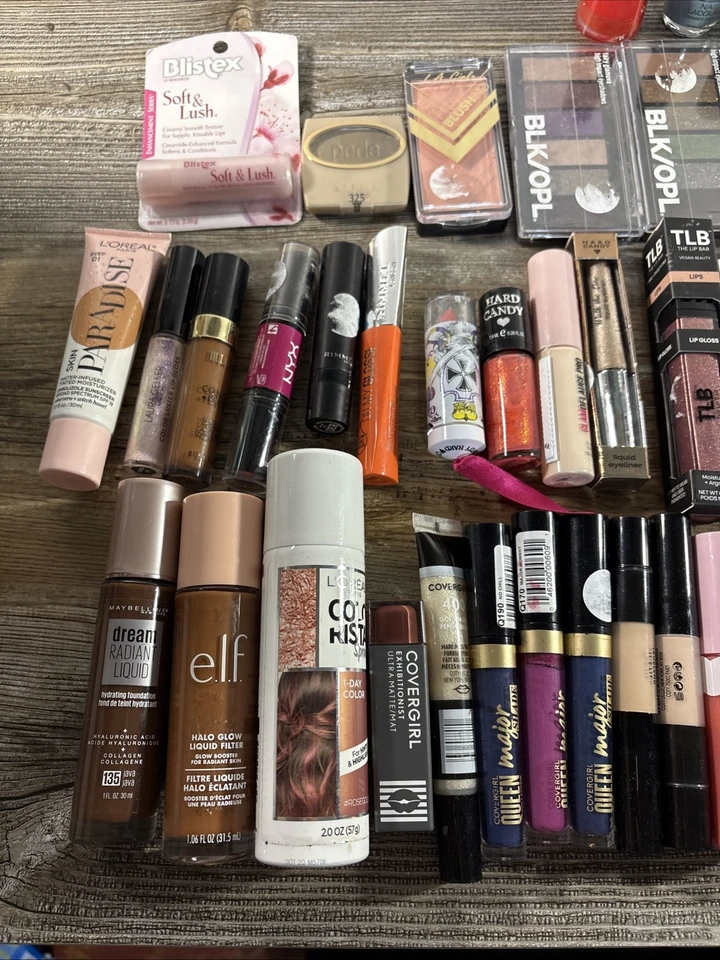 Wholesale Bundle, Maxed Makeup Up Lot 67 Pc - Image 4 of 4